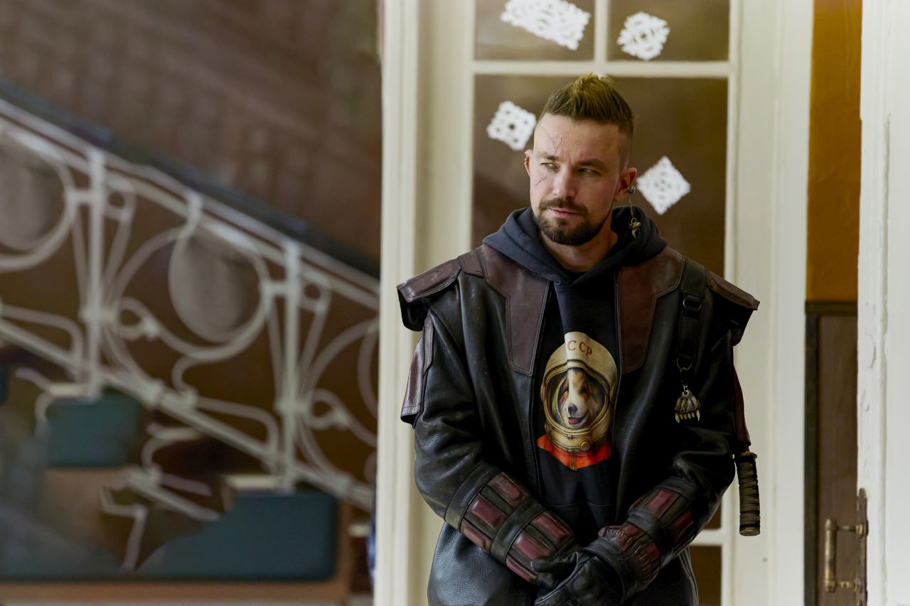 «Весельчак У»: Начались съемки нового фильма из вселенной «Сто лет тому вперед» с Александром Петровым в главной роли